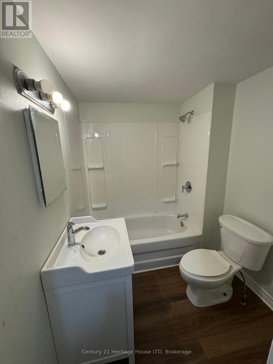 Photo 16 of 4697 Eastwood Crescent, Niagara Falls ON