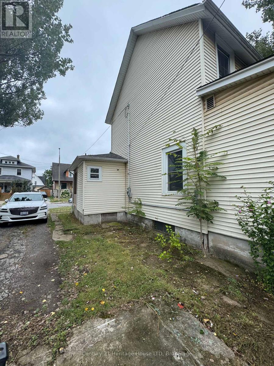 Photo 21 of 4697 Eastwood Crescent, Niagara Falls ON