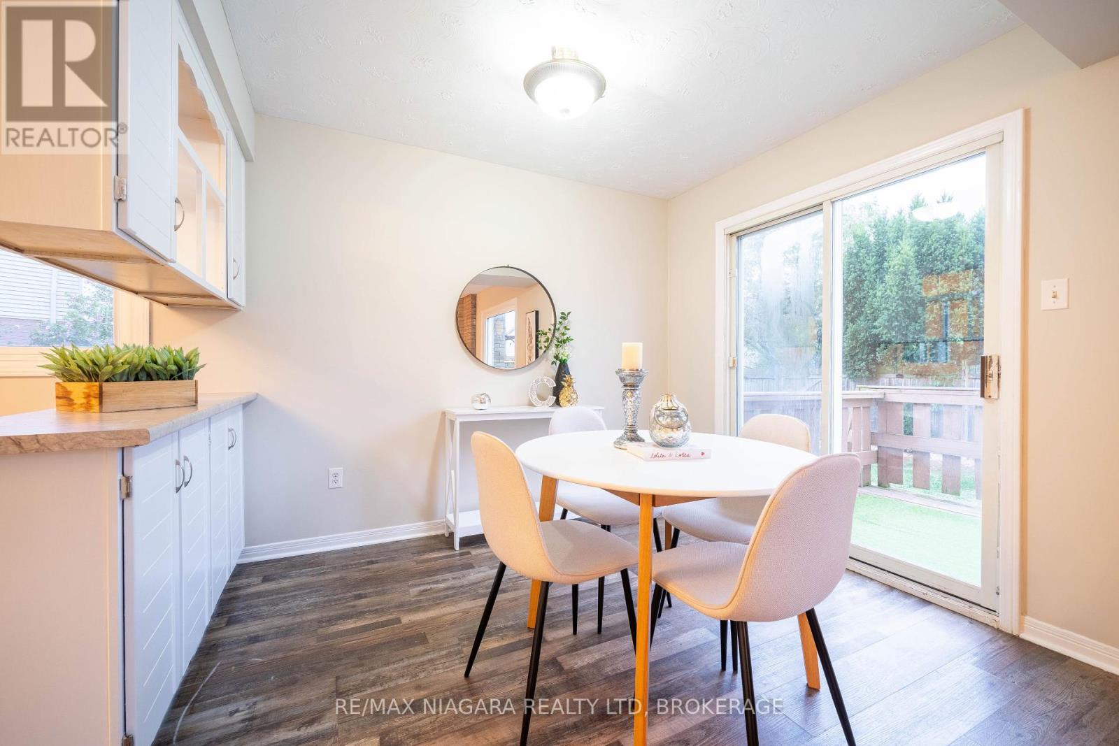 Photo 14 of 36 Baxter Crescent, Thorold ON