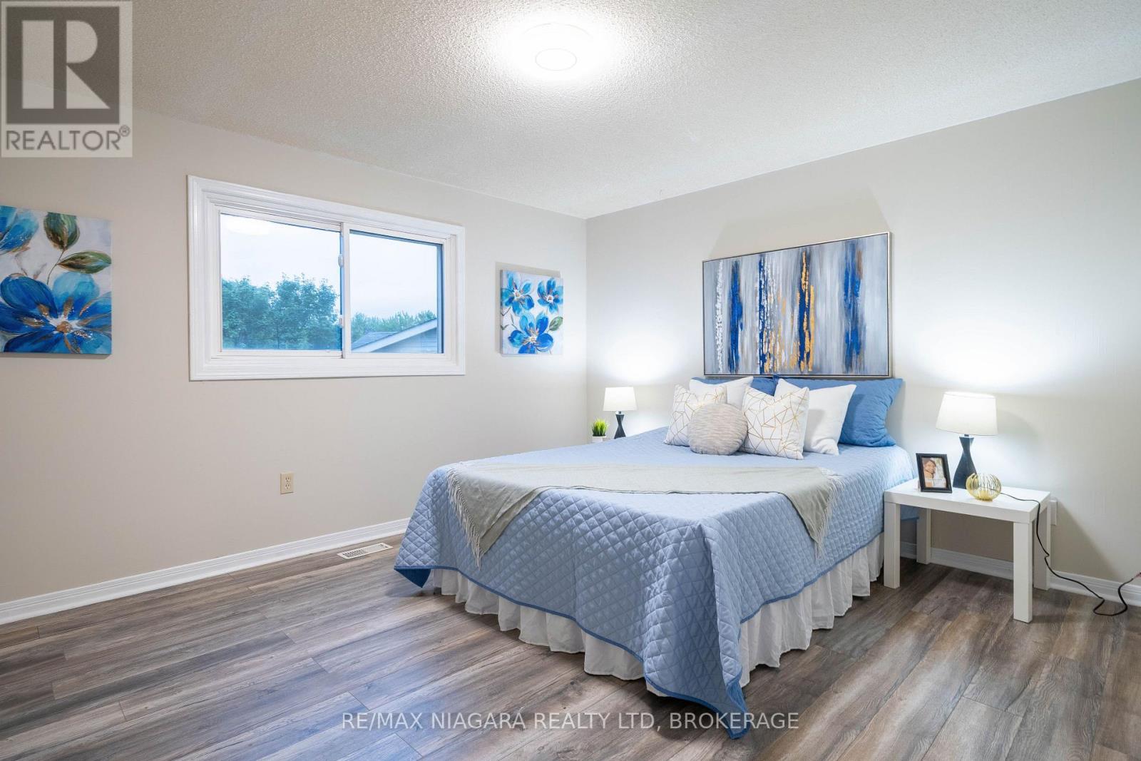 Photo 42 of 36 Baxter Crescent, Thorold ON