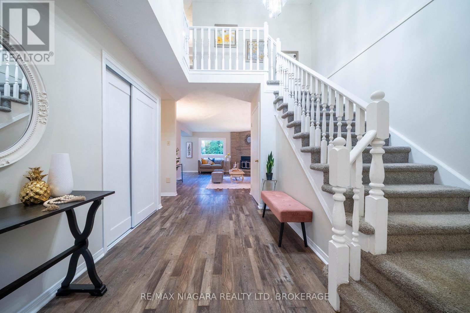 Photo 12 of 36 Baxter Crescent, Thorold ON