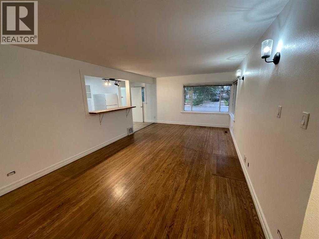 Single Family House Bungalow for Sale in  A Street S Victoria Park Lethbridge 