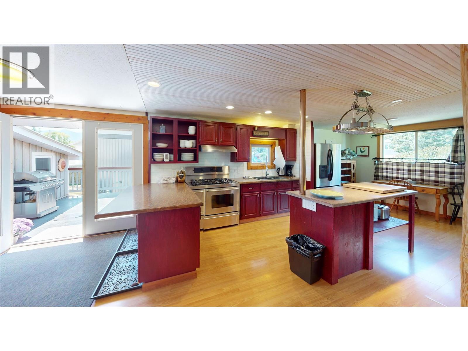 Photo 13 of 1142 10 Avenue, Fernie BC