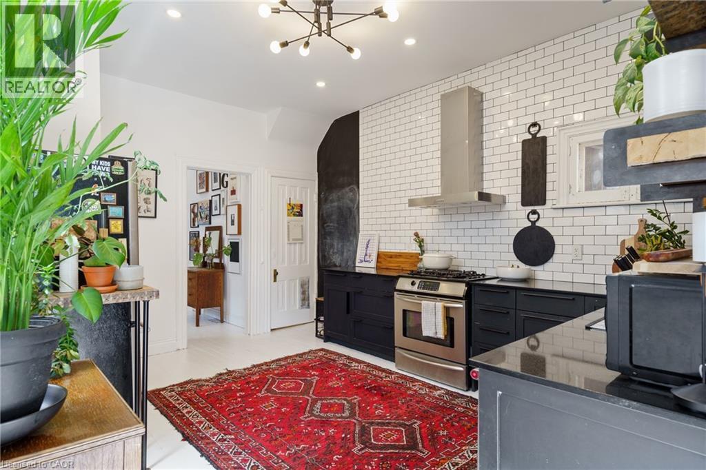 Photo 13 of 164 Catharine Street N, Hamilton ON