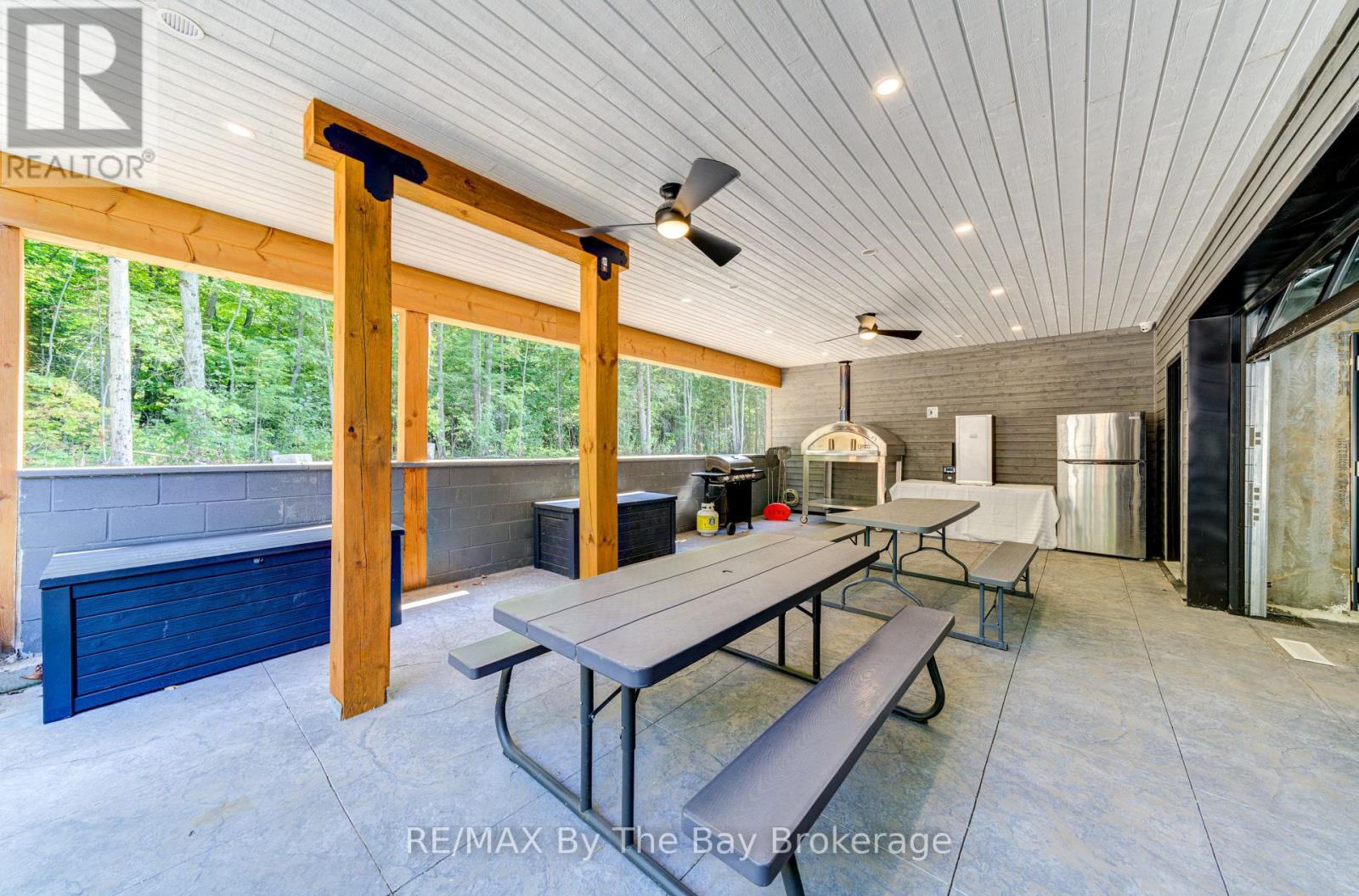 Photo 34 of 95 Spruce Street, Tiny ON