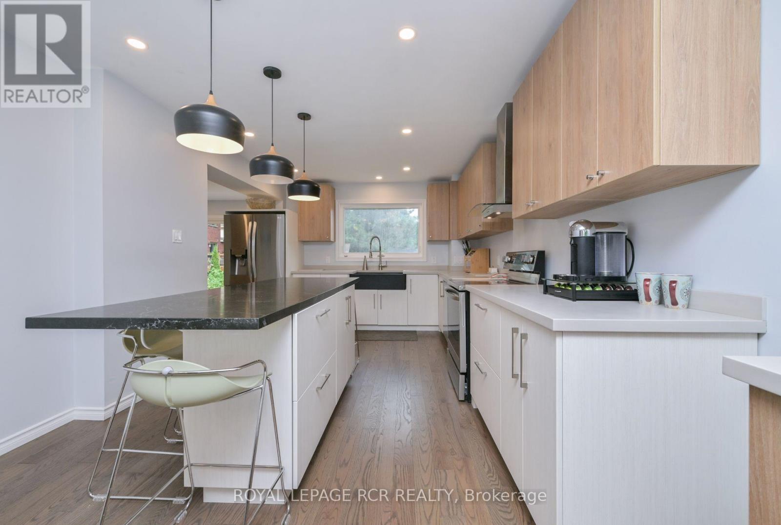 Photo 1 of 230 Beechfield Crescent, Orangeville ON