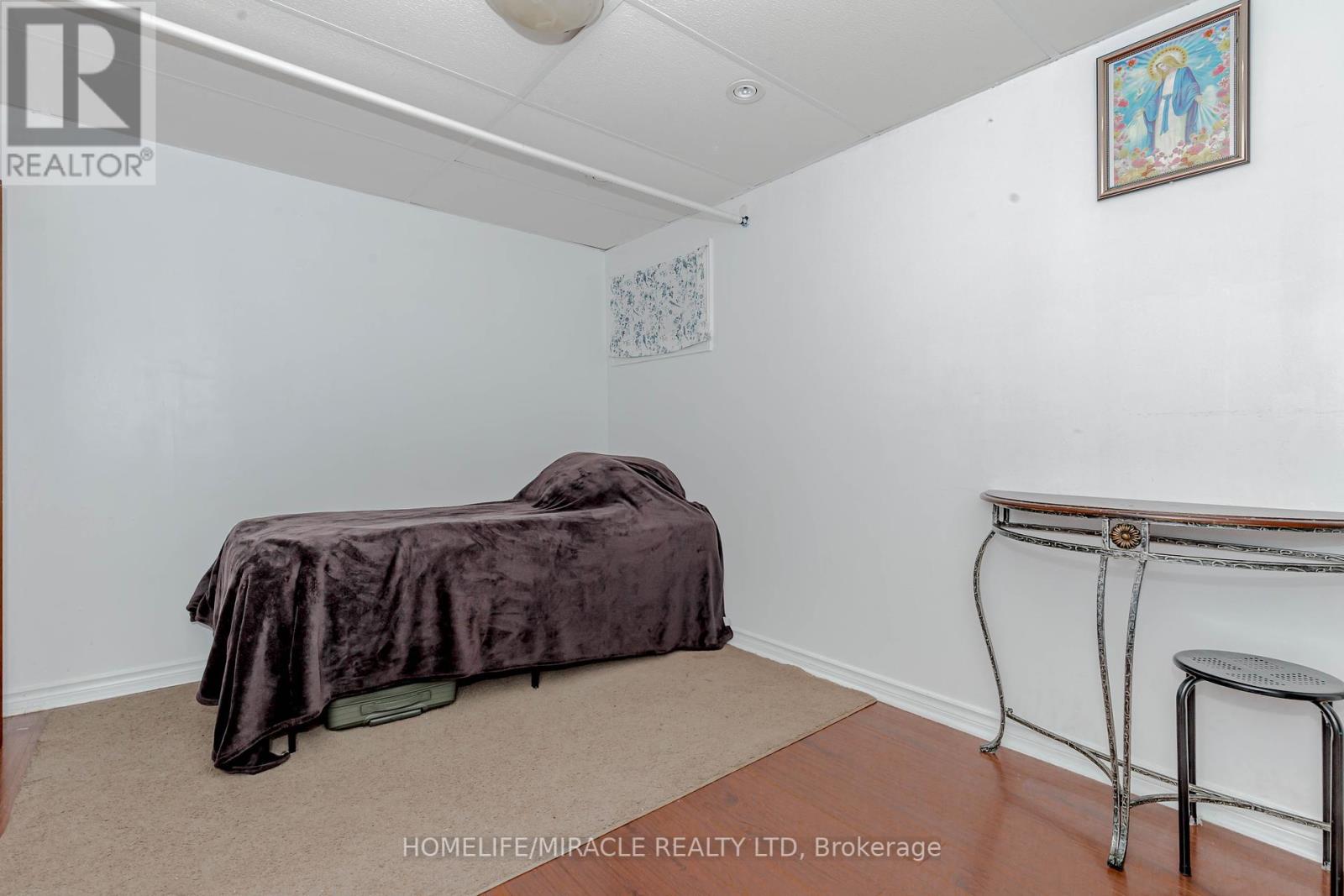 Photo 22 of 12 12 Eden Park Drive, Brampton ON