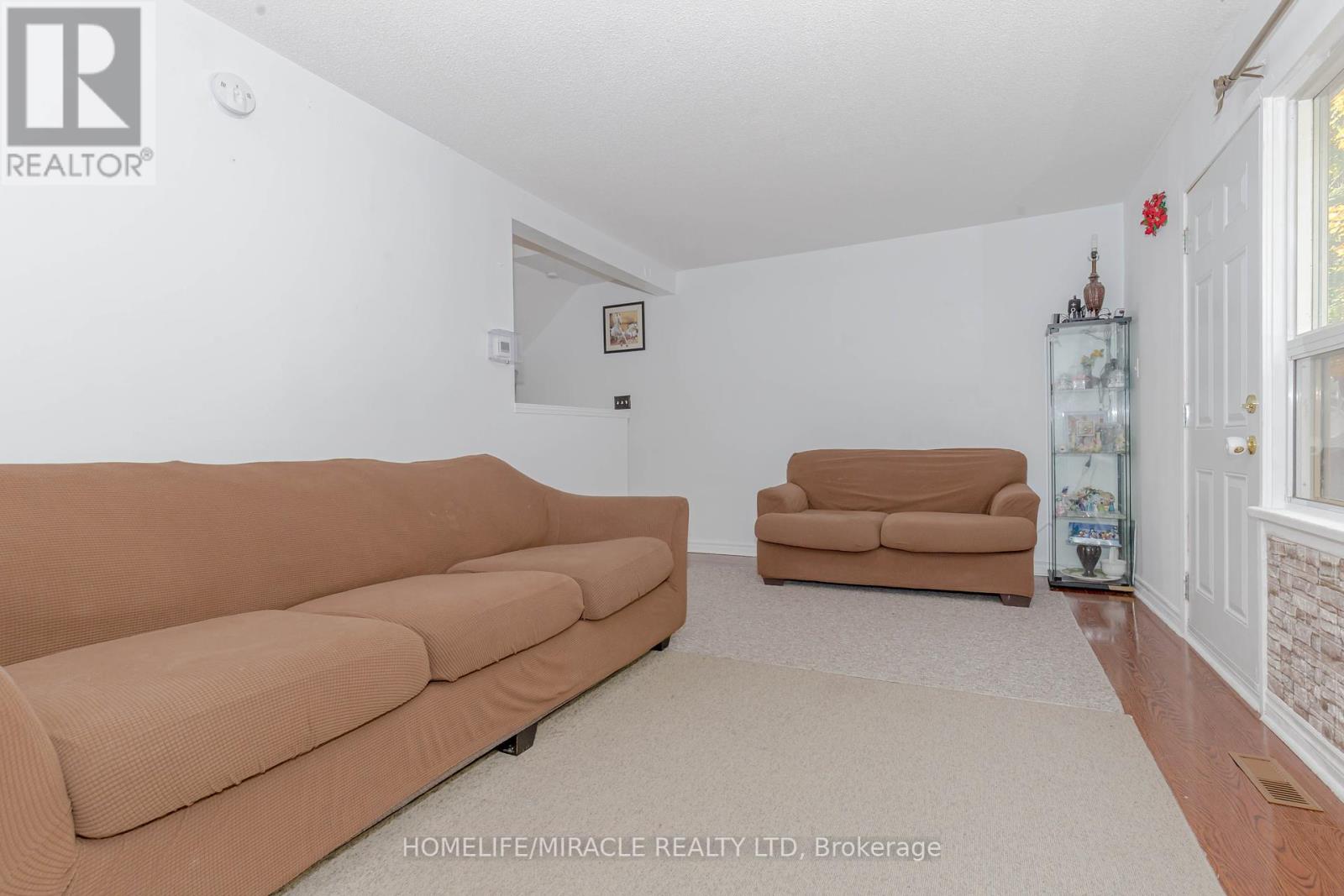 Photo 42 of 12 12 Eden Park Drive, Brampton ON