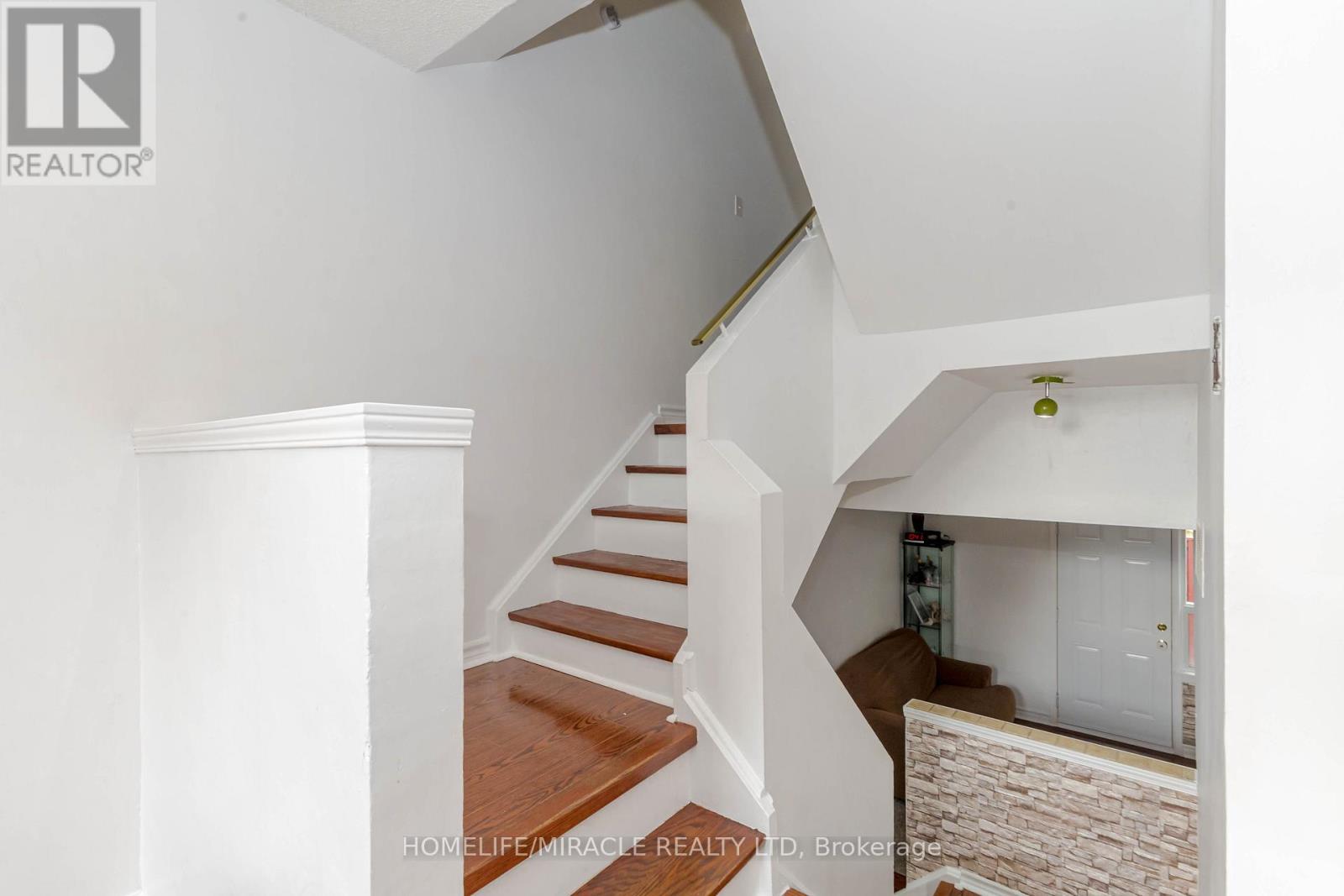 Photo 45 of 12 12 Eden Park Drive, Brampton ON