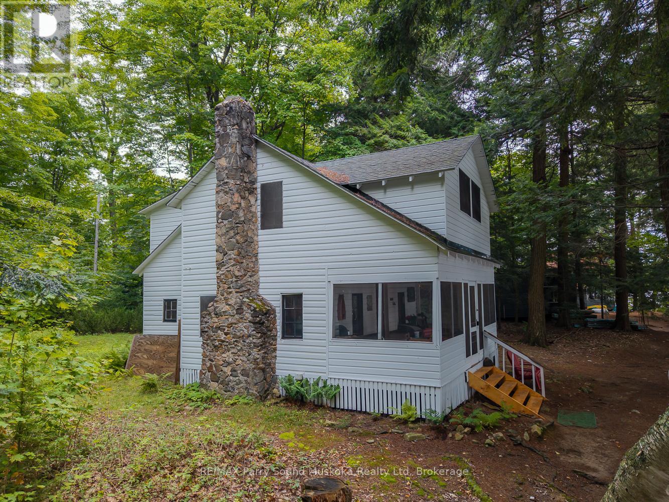 Photo 27 of 897 172 Wa Horseshoe Lake, Seguin ON