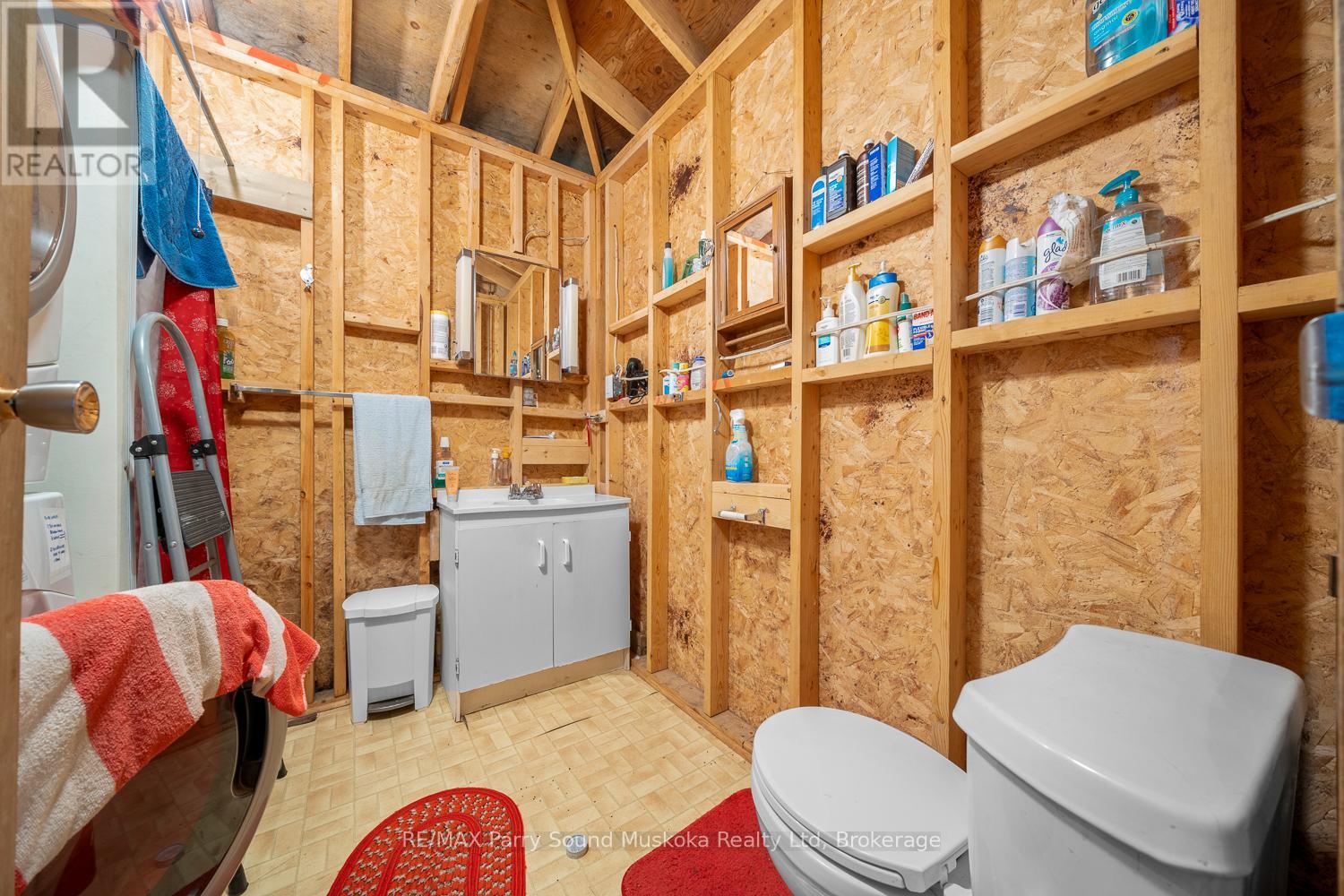 Photo 10 of 897 172 Wa Horseshoe Lake, Seguin ON
