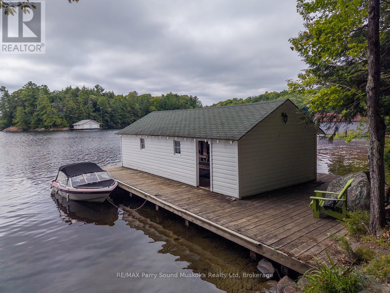 Photo 19 of 897 172 Wa Horseshoe Lake, Seguin ON