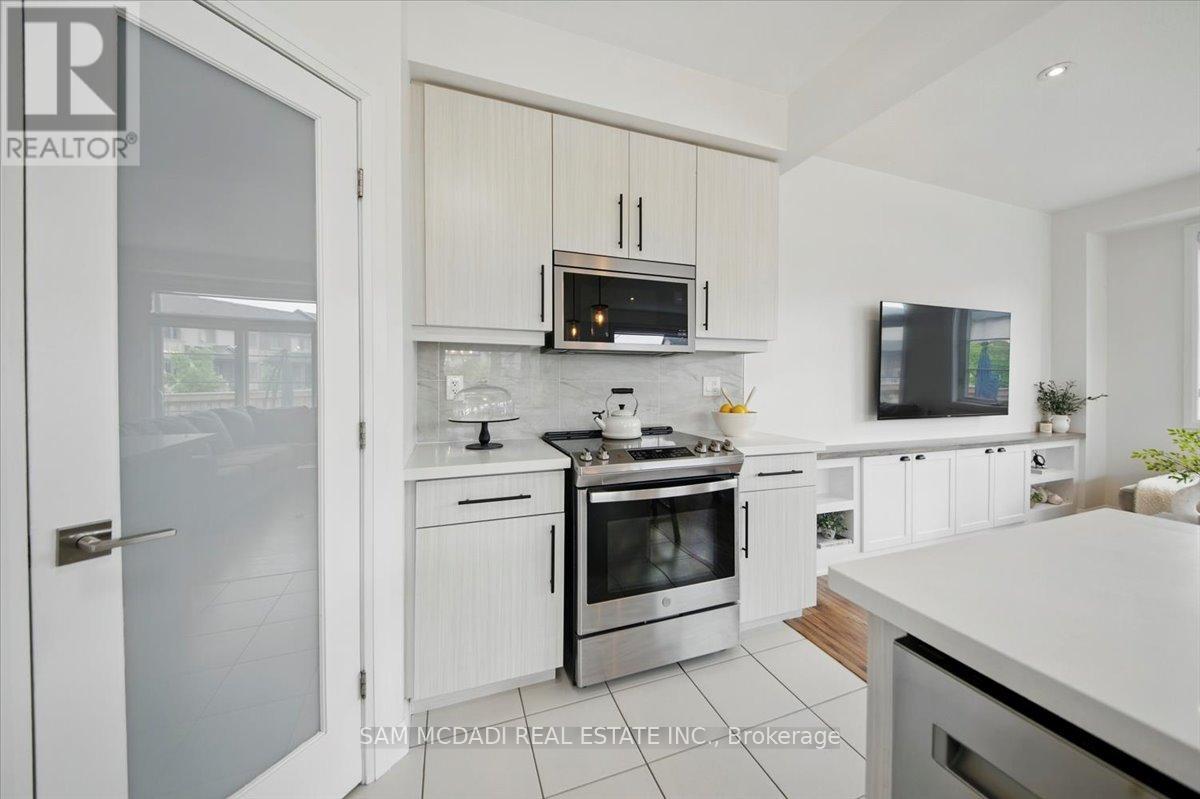 Photo 31 of 4 Rouley Lane, Hamilton ON