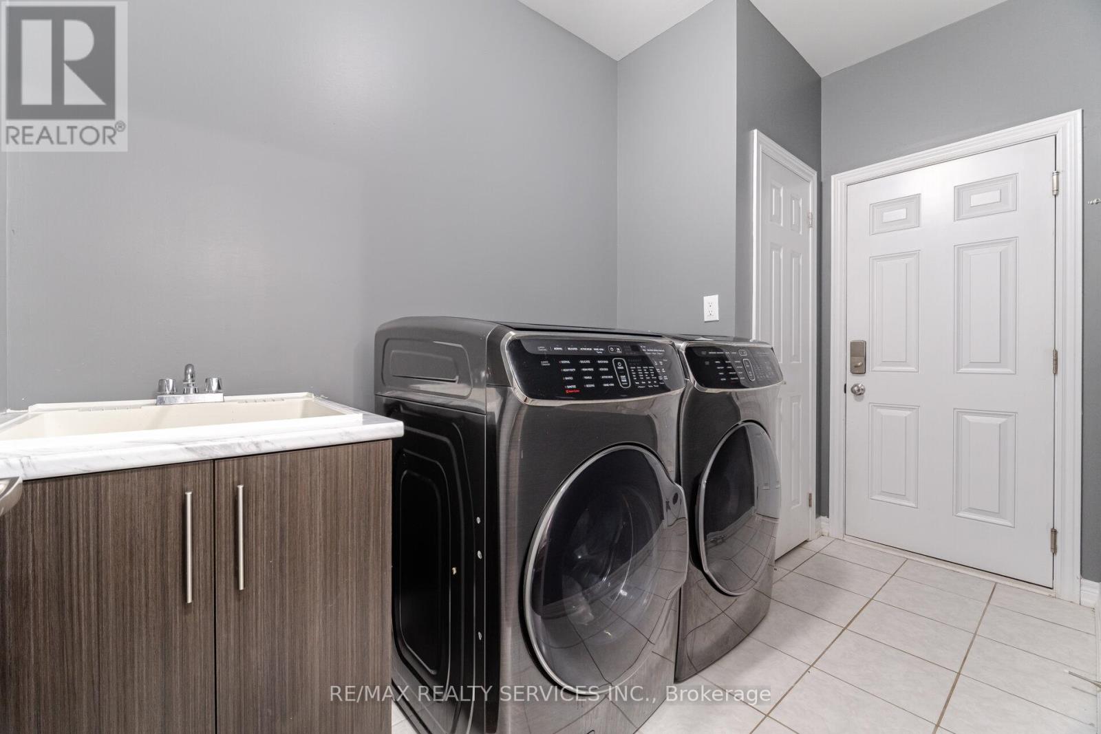 Photo 23 of 104 Pick Road, Guelph Eramosa ON