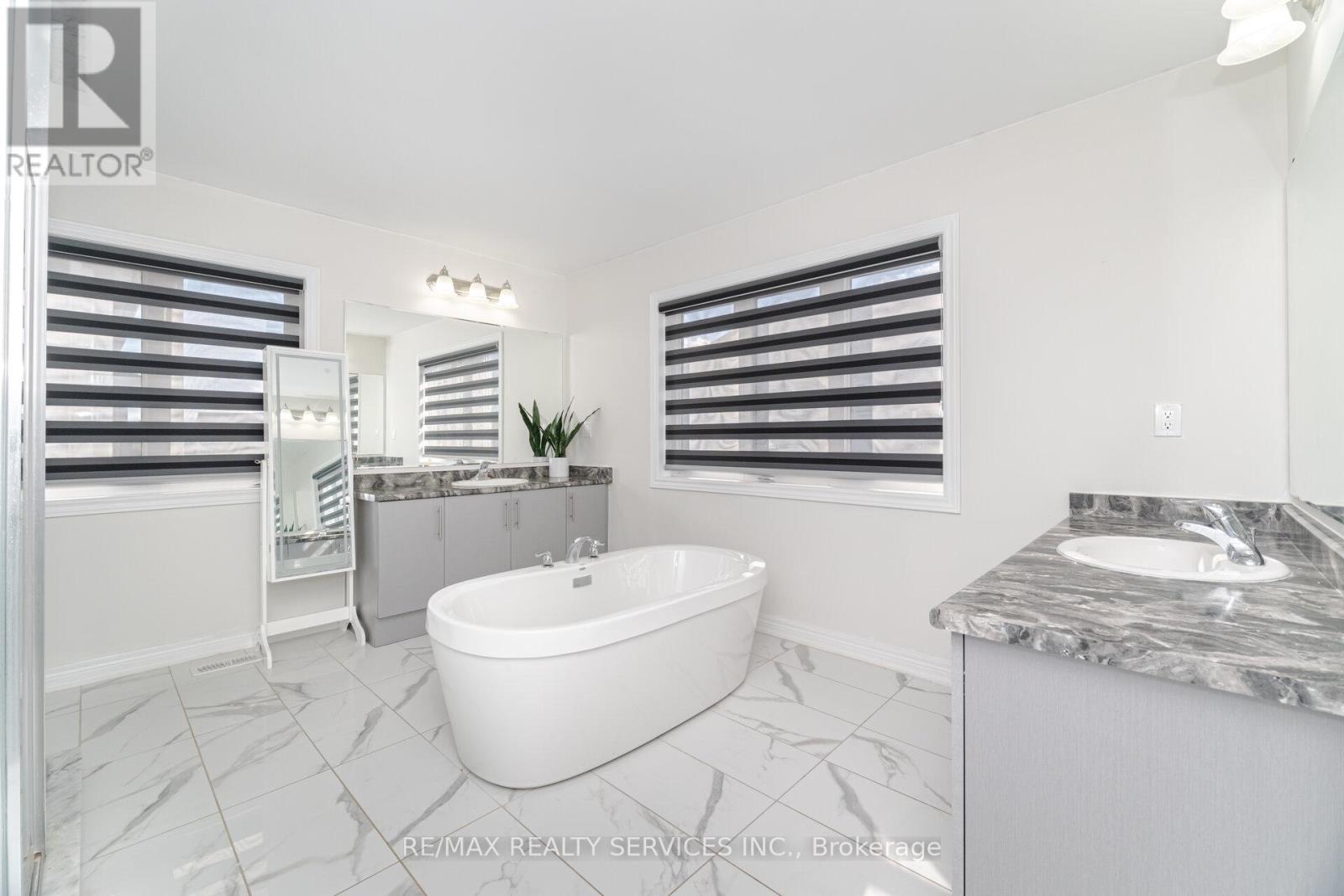 Photo 32 of 104 Pick Road, Guelph Eramosa ON