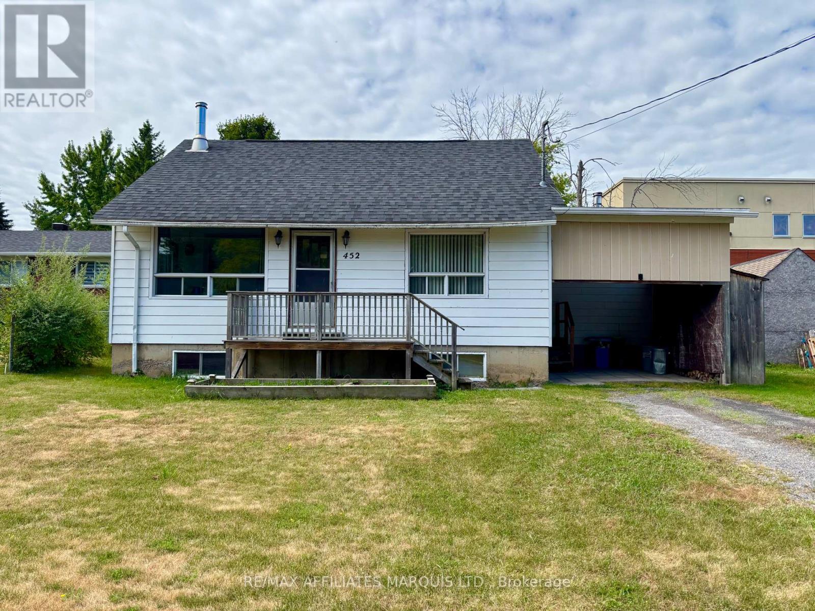 Photo 1 of 452 Dominion St Street S, North Glengarry ON