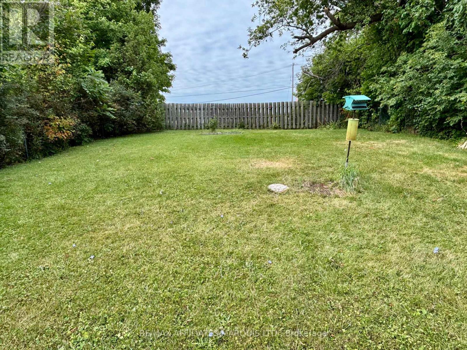 Photo 17 of 452 Dominion St Street S, North Glengarry ON