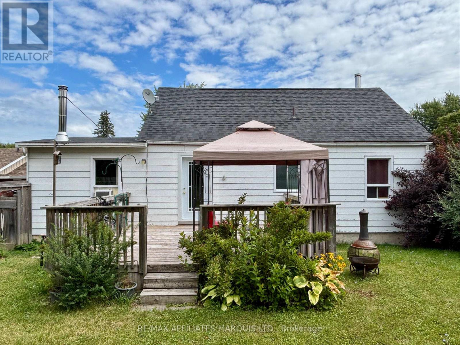 Photo 16 of 452 Dominion St Street S, North Glengarry ON