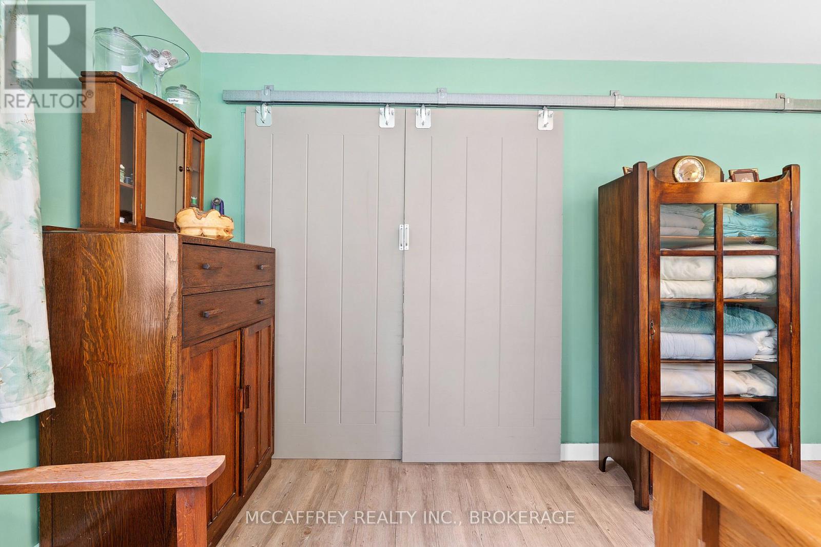 Photo 37 of 425 South Shore Road, Greater Napanee ON