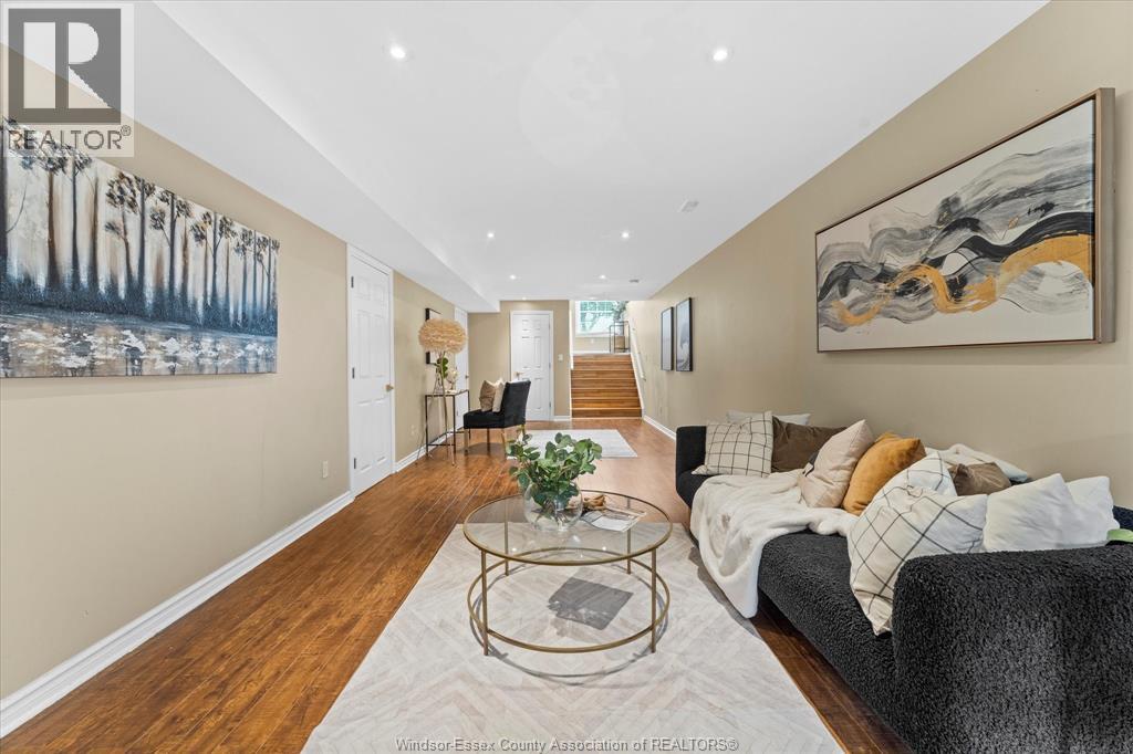 Photo 28 of 2332 Lamont Street, Windsor ON