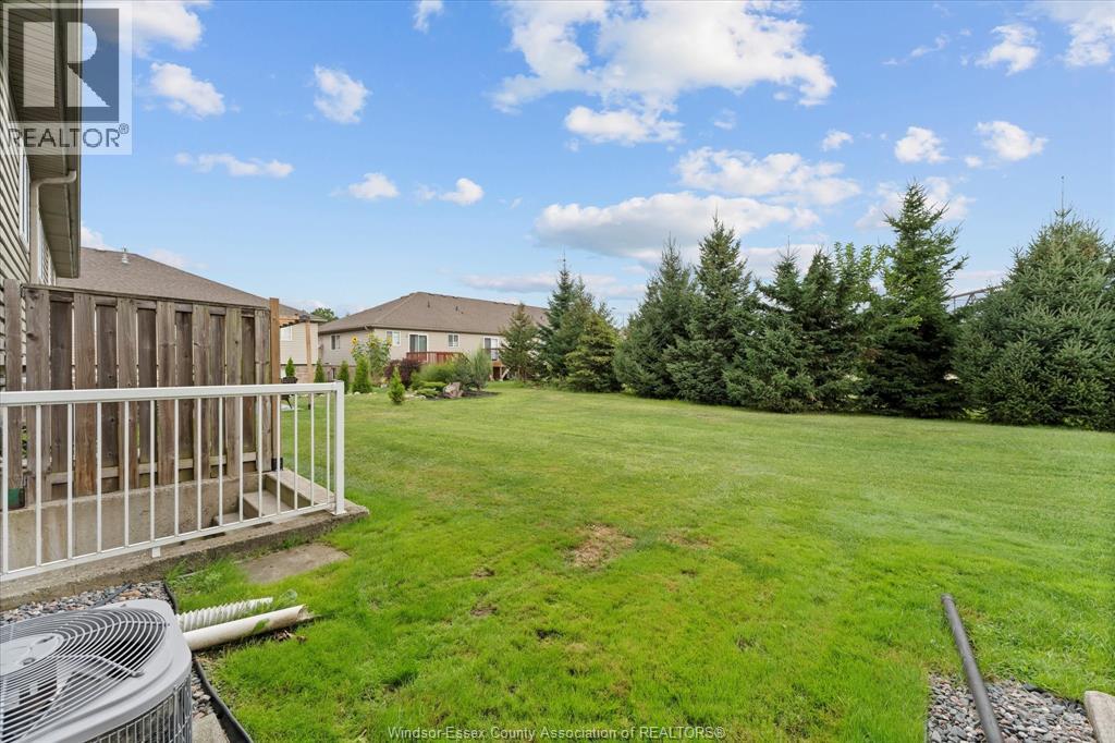Photo 15 of 2332 Lamont Street, Windsor ON