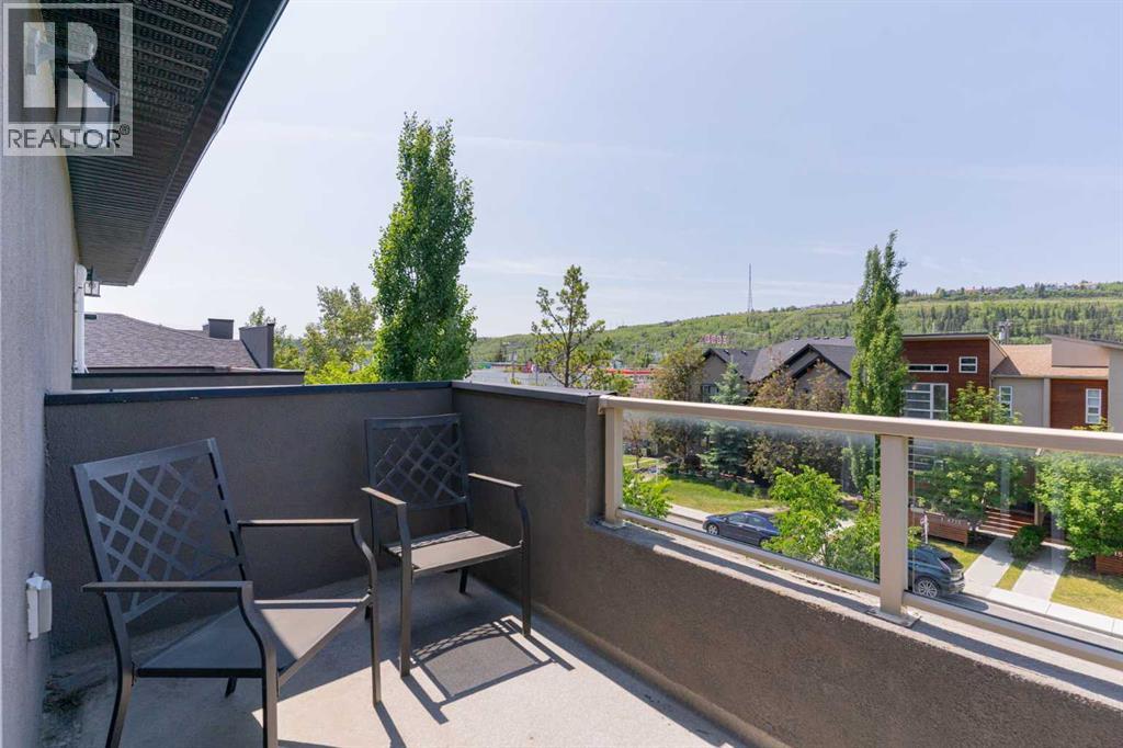 Single Family House for Sale in    Avenue NW Montgomery Calgary 