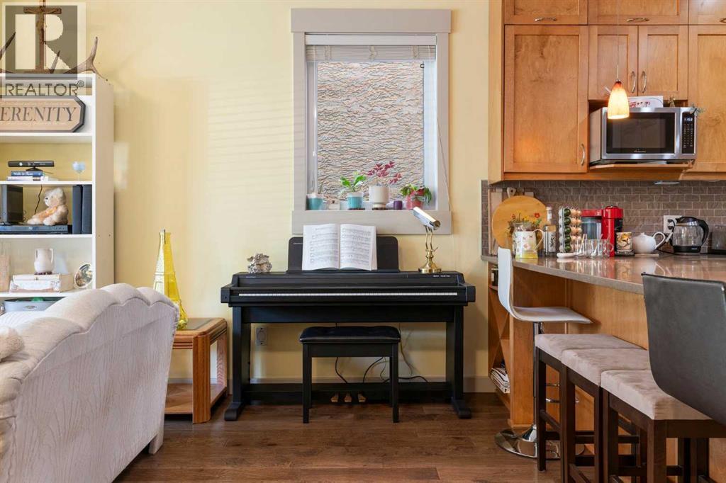 Single Family House for Sale in    Avenue NW Montgomery Calgary 