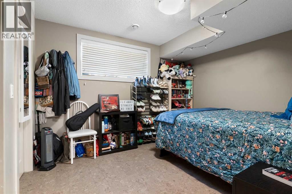 Single Family House for Sale in    Avenue NW Montgomery Calgary 