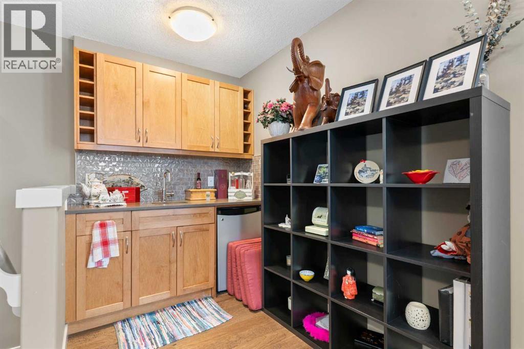 Single Family House for Sale in    Avenue NW Montgomery Calgary 