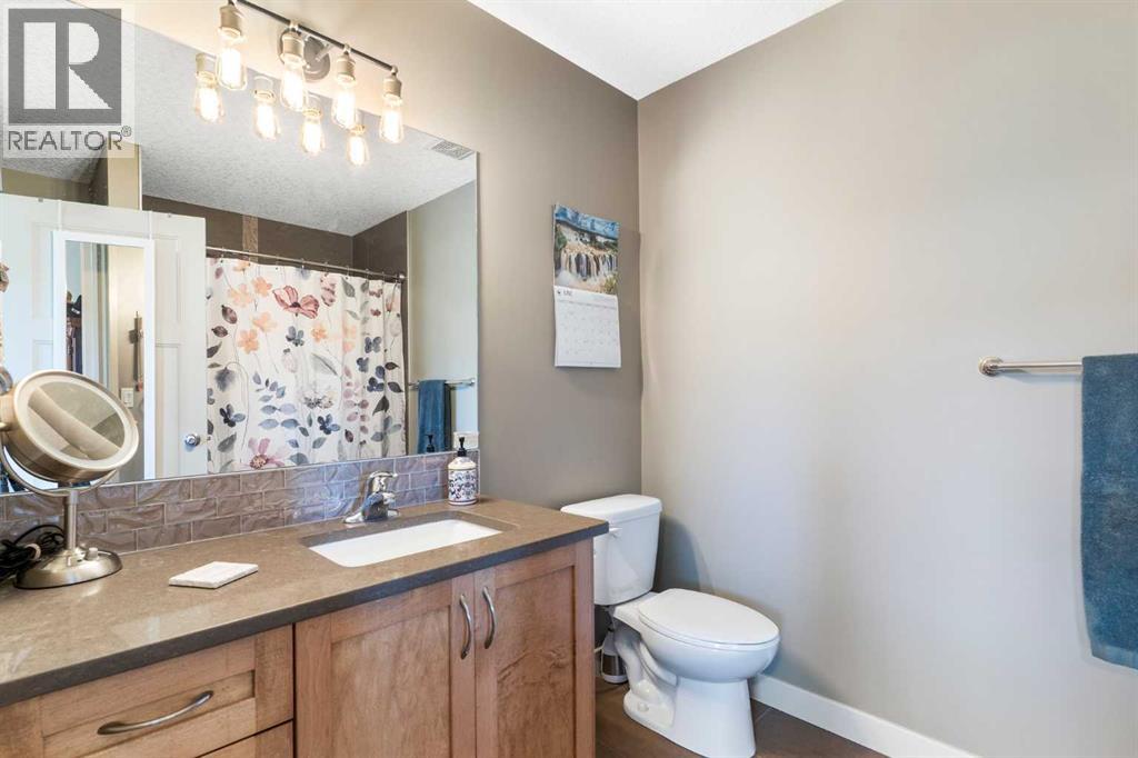 Single Family House for Sale in    Avenue NW Montgomery Calgary 