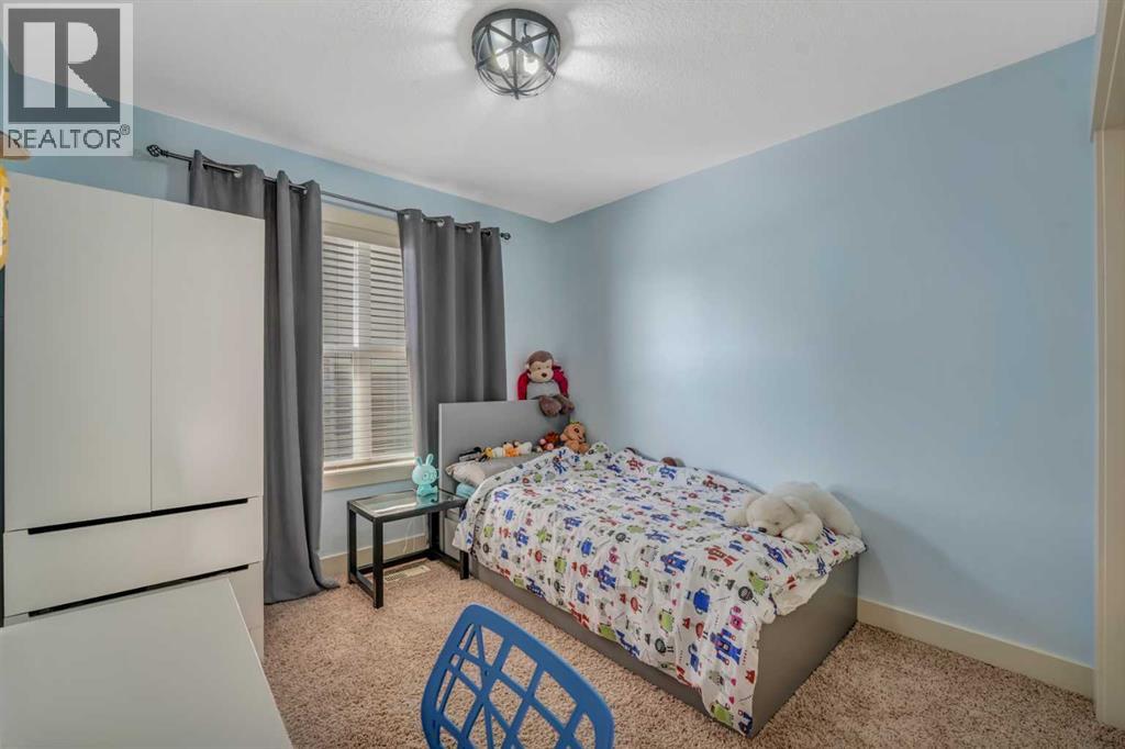 Single Family House for Sale in  Tremblant Place SW Springbank Hill Calgary 