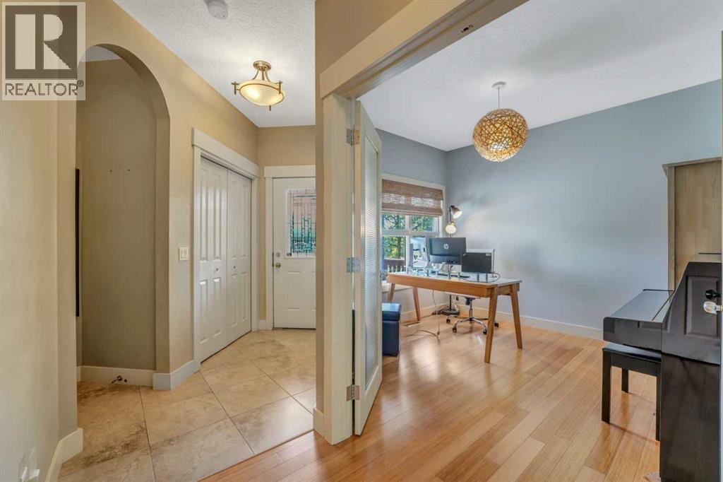 Single Family House for Sale in  Tremblant Place SW Springbank Hill Calgary 