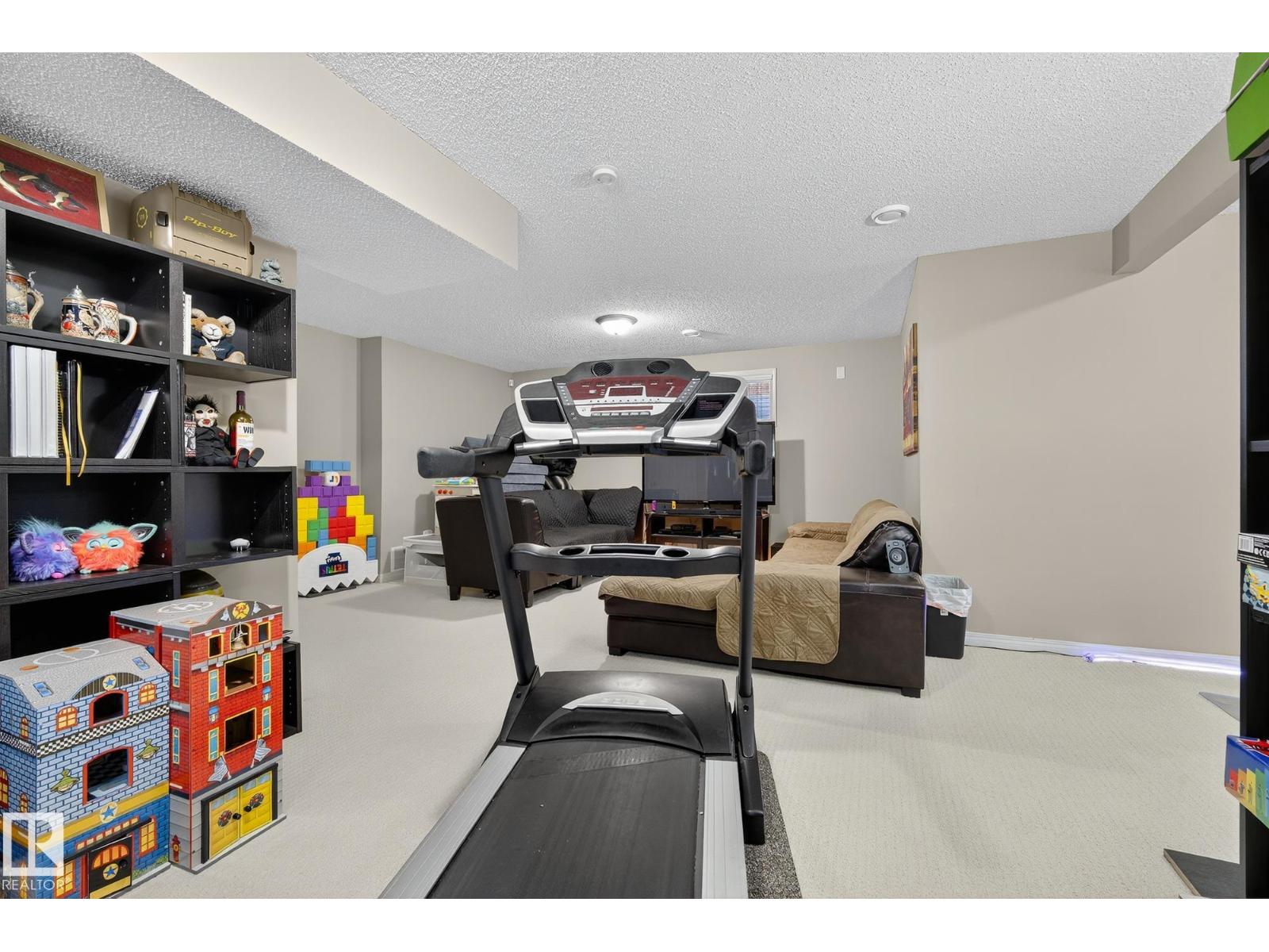 Photo 34 of 3725 137 A Av Nw, Edmonton AB