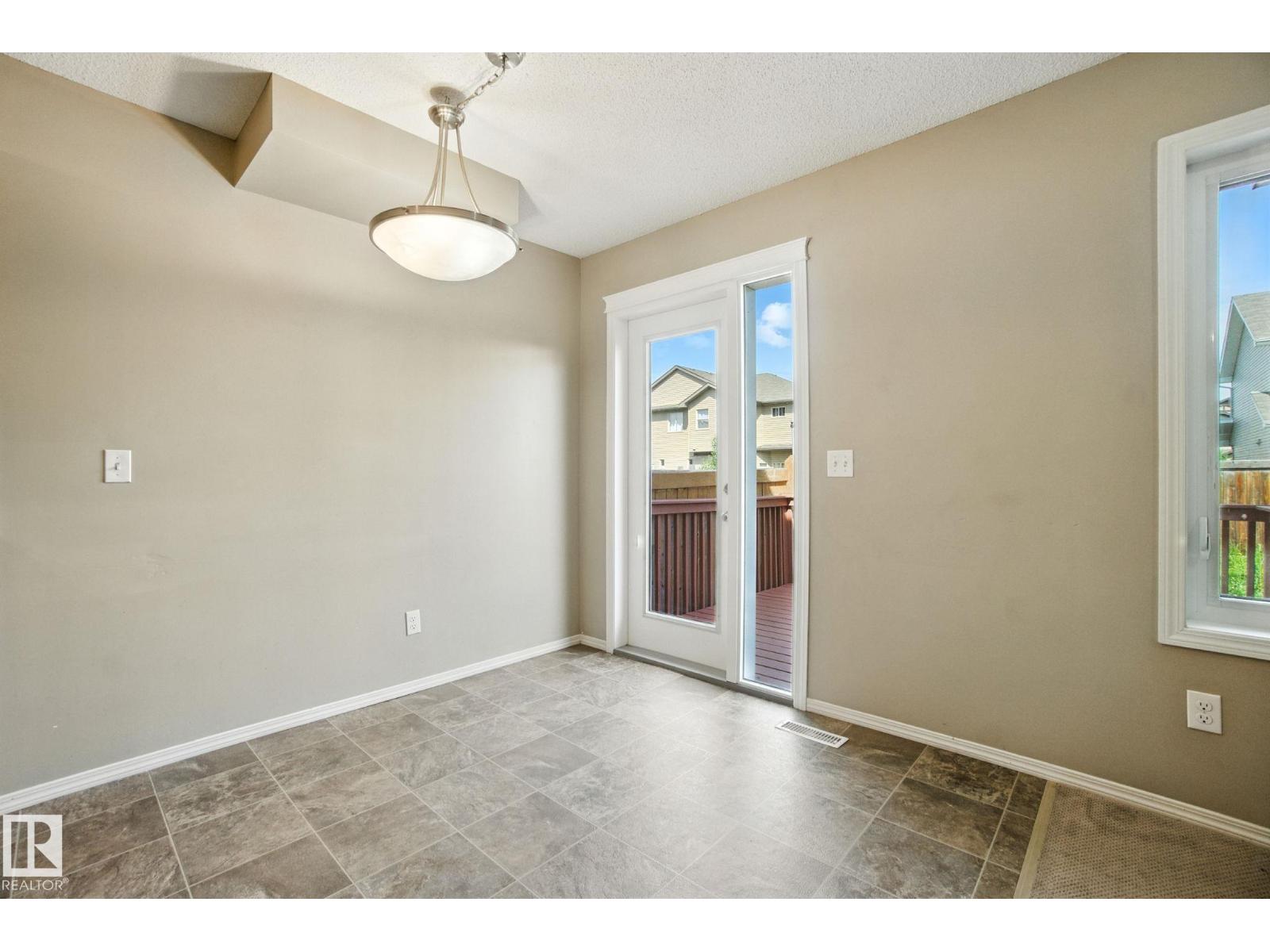 Photo 5 of 3108 16 Av Nw, Edmonton AB
