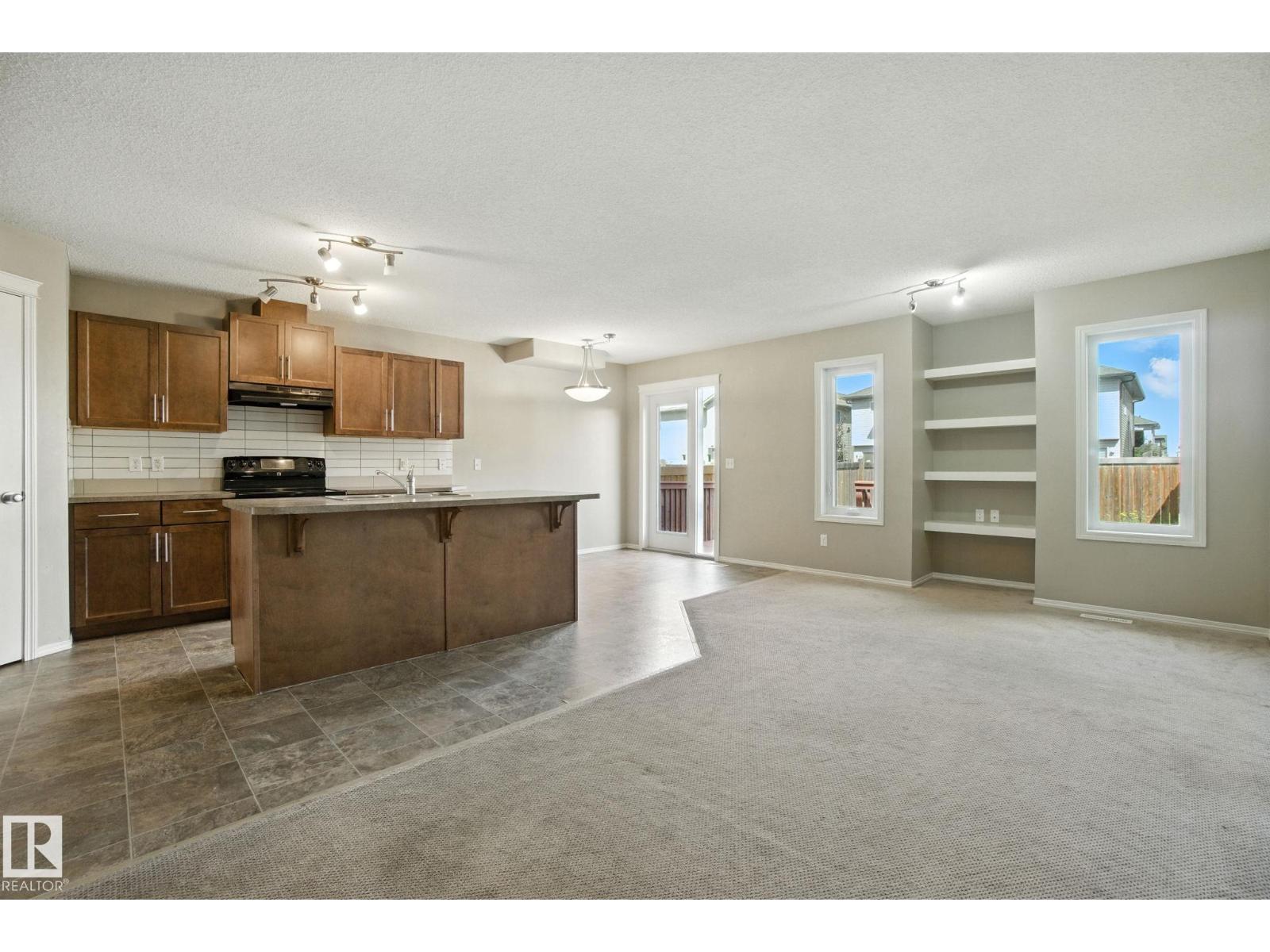 Photo 25 of 3108 16 Av Nw, Edmonton AB