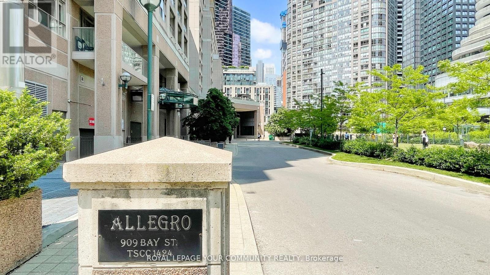 Photo 1 of 1609 909 Bay Street, Toronto ON