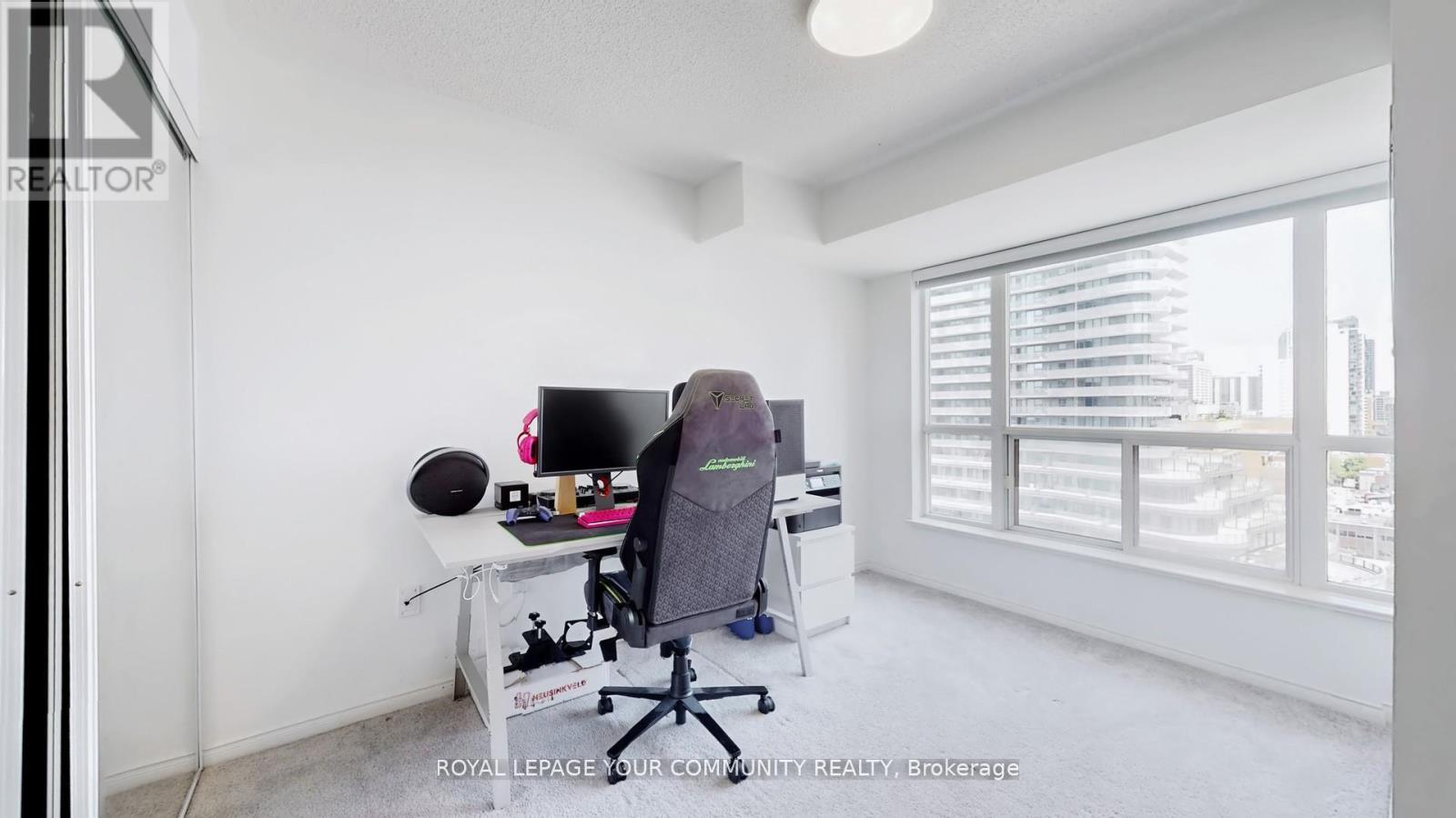 Photo 8 of 1609 909 Bay Street, Toronto ON