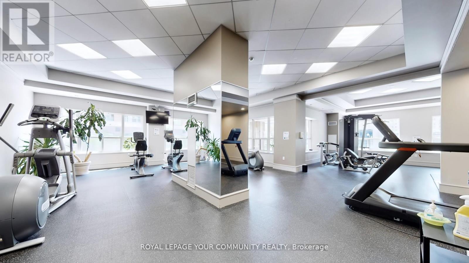 Photo 9 of 1609 909 Bay Street, Toronto ON