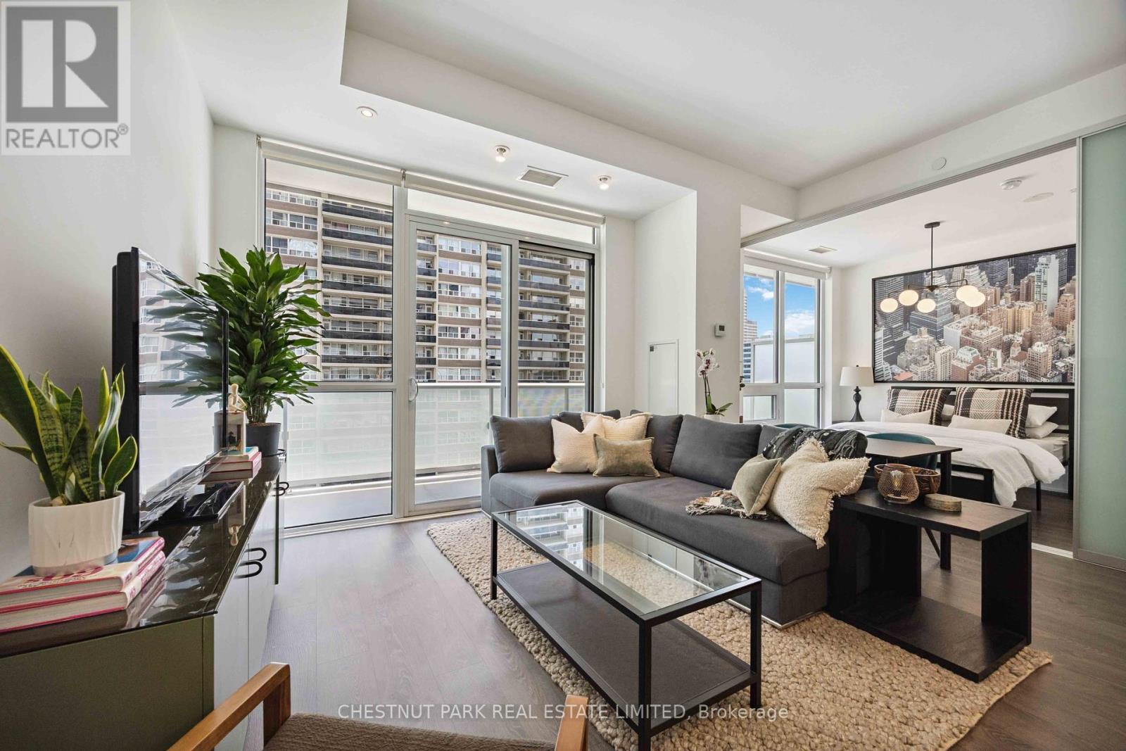 Photo 27 of 608 101 Erskine Avenue, Toronto ON