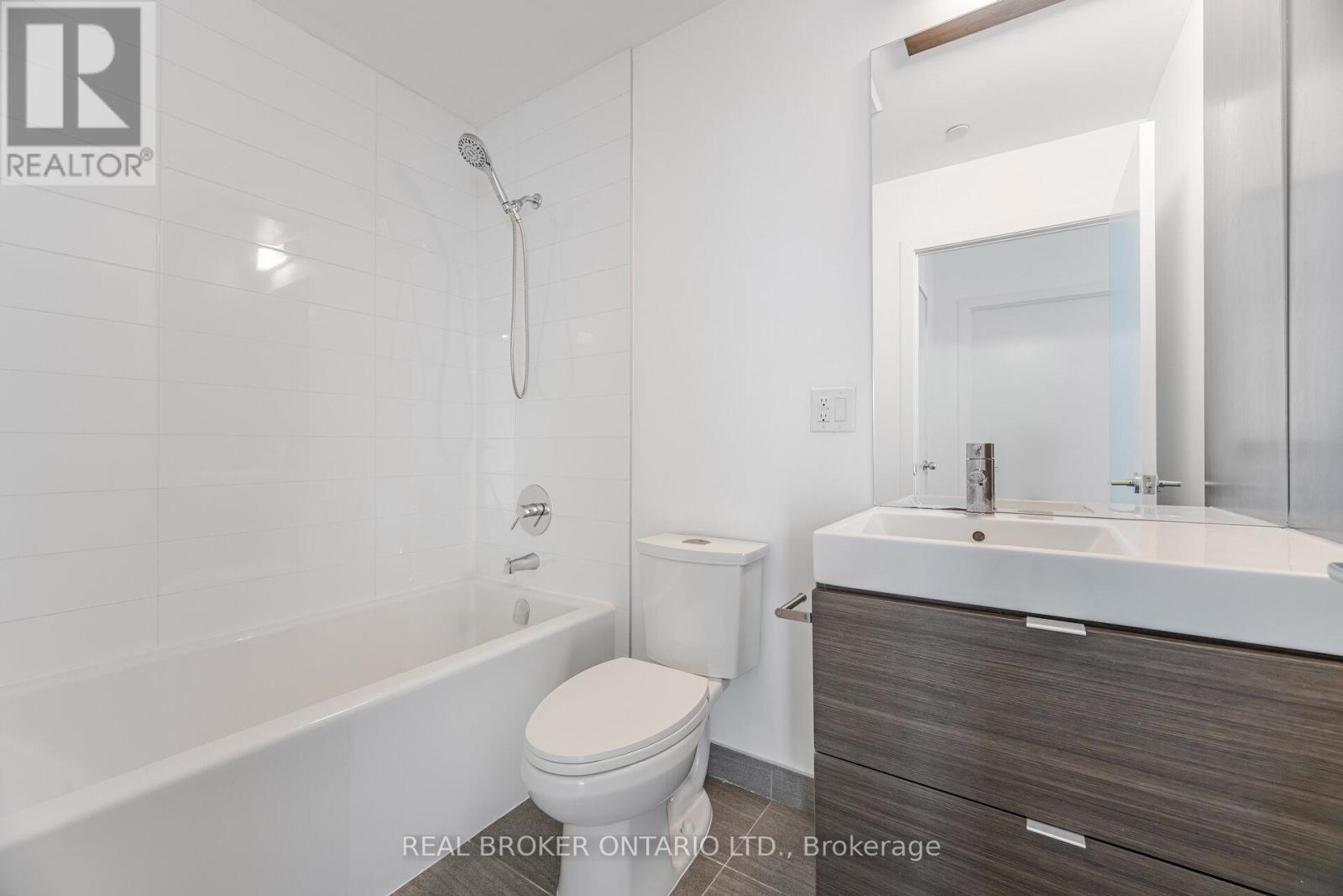 Photo 20 of 306 62 Forest Manor Road, Toronto ON