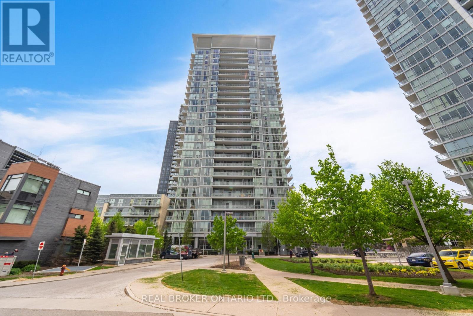 Photo 25 of 306 62 Forest Manor Road, Toronto ON