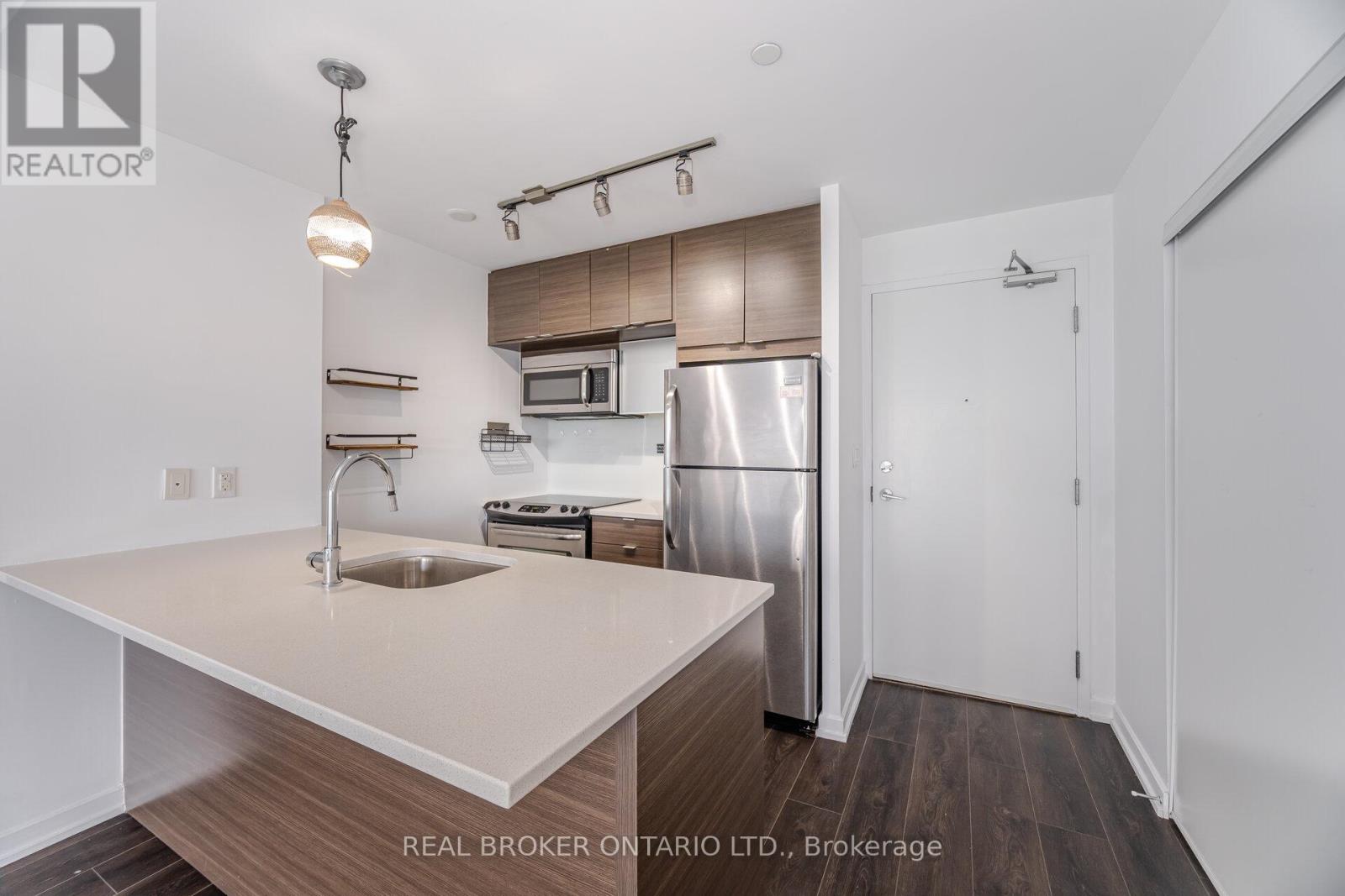 Photo 9 of 306 62 Forest Manor Road, Toronto ON