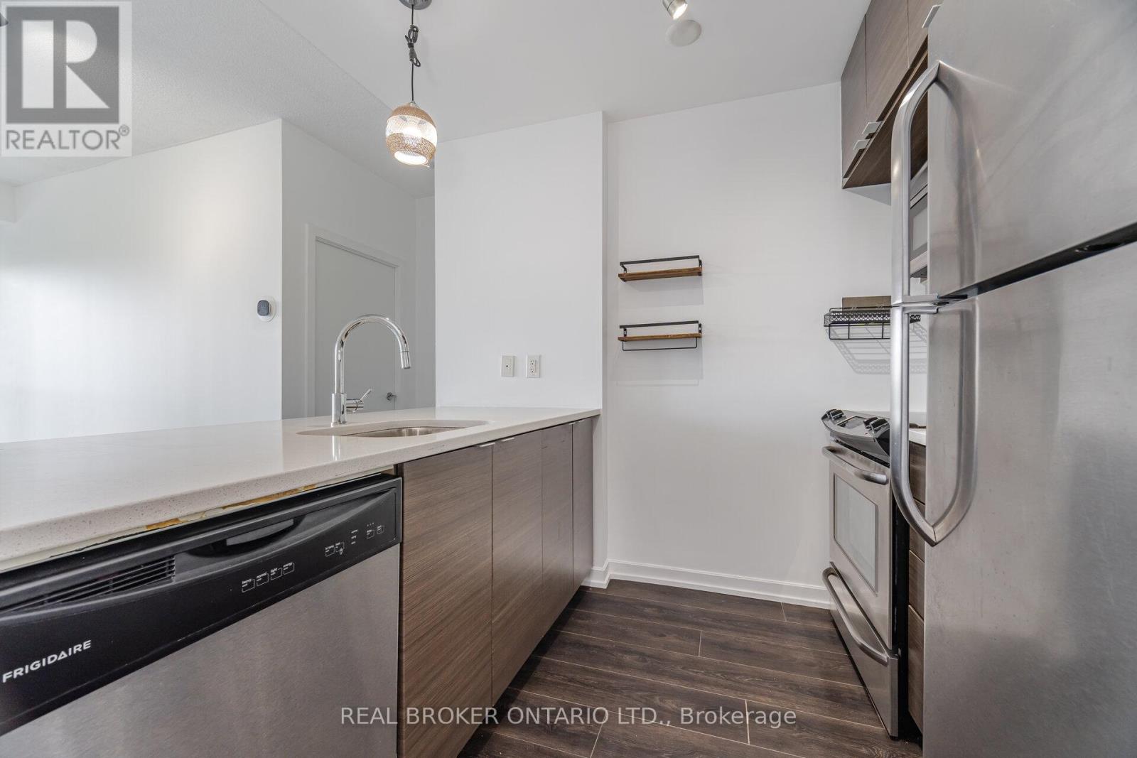 Photo 8 of 306 62 Forest Manor Road, Toronto ON