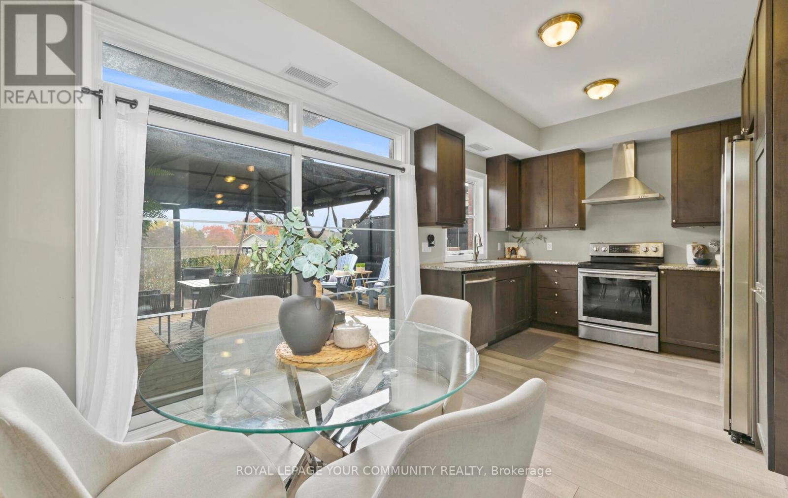 Photo 23 of 205 17 Baldwin Street N, Whitby ON