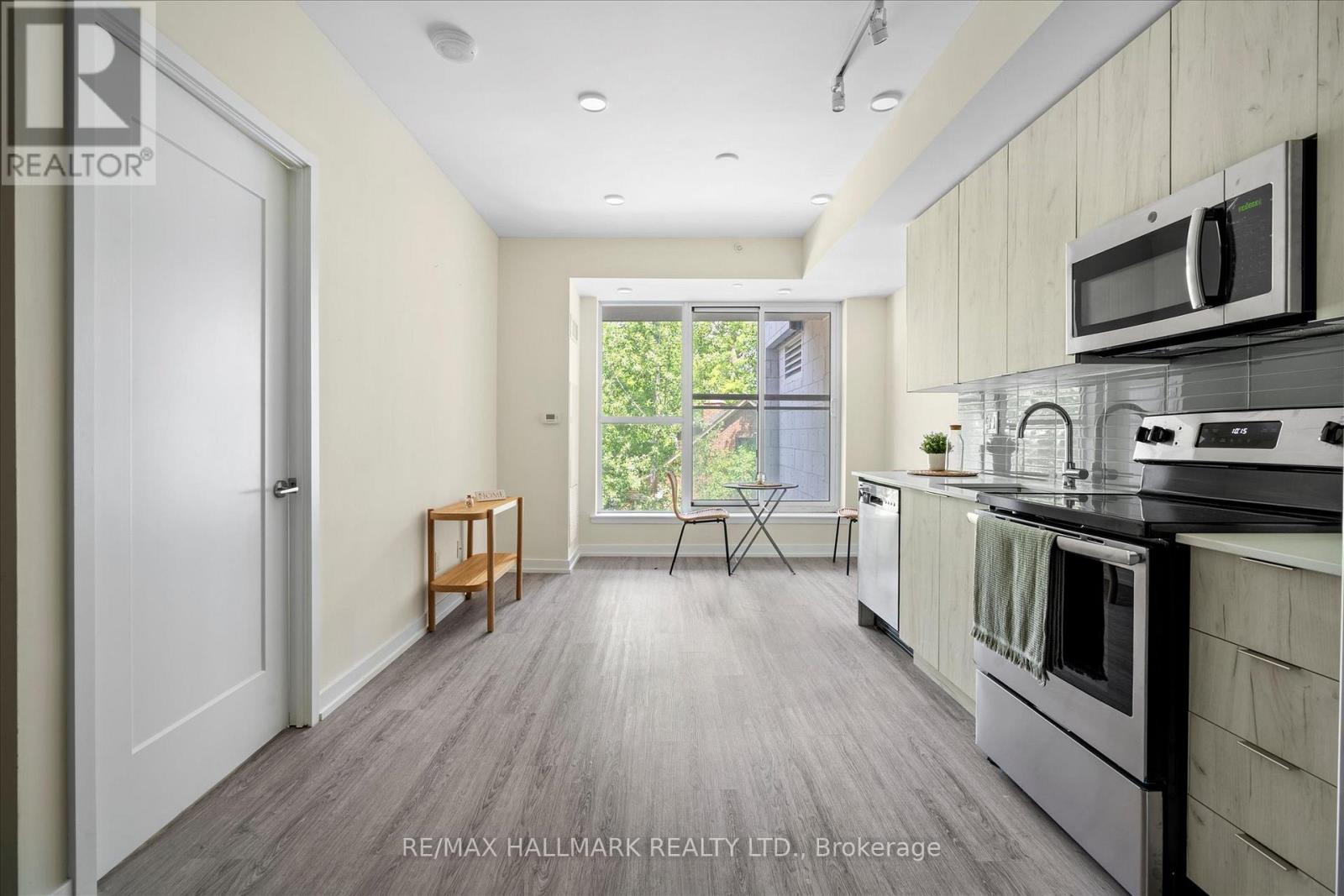 Photo 26 of 116 1350 Kingston Road, Toronto ON