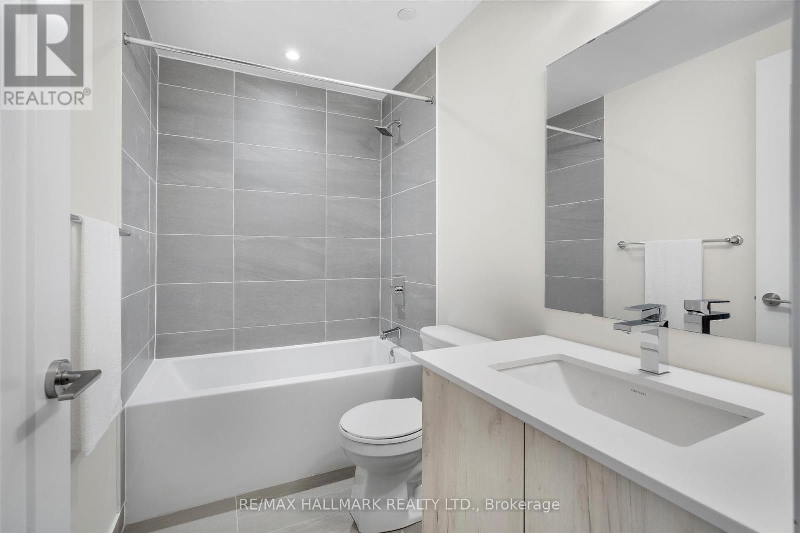 Photo 17 of 116 1350 Kingston Road, Toronto ON