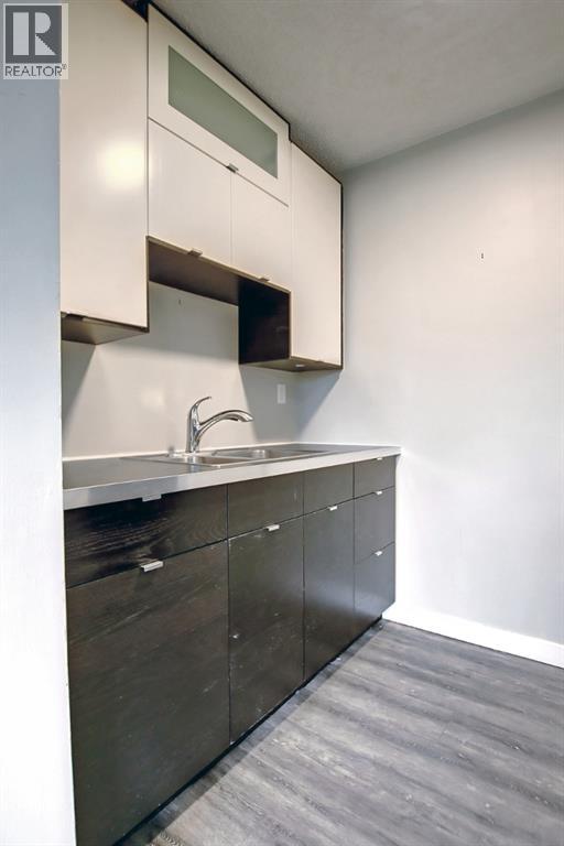 Single Family House for Sale in    Street NW Bowness Calgary 