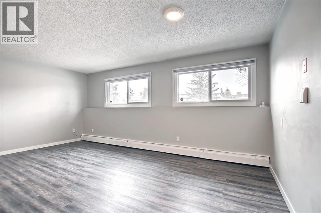 Single Family House for Sale in    Street NW Bowness Calgary 
