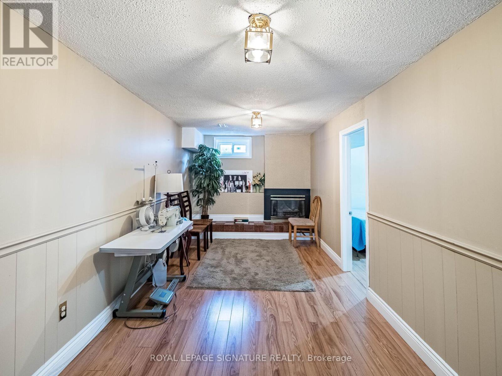 Photo 23 of 69 New Seabury Drive, Vaughan ON