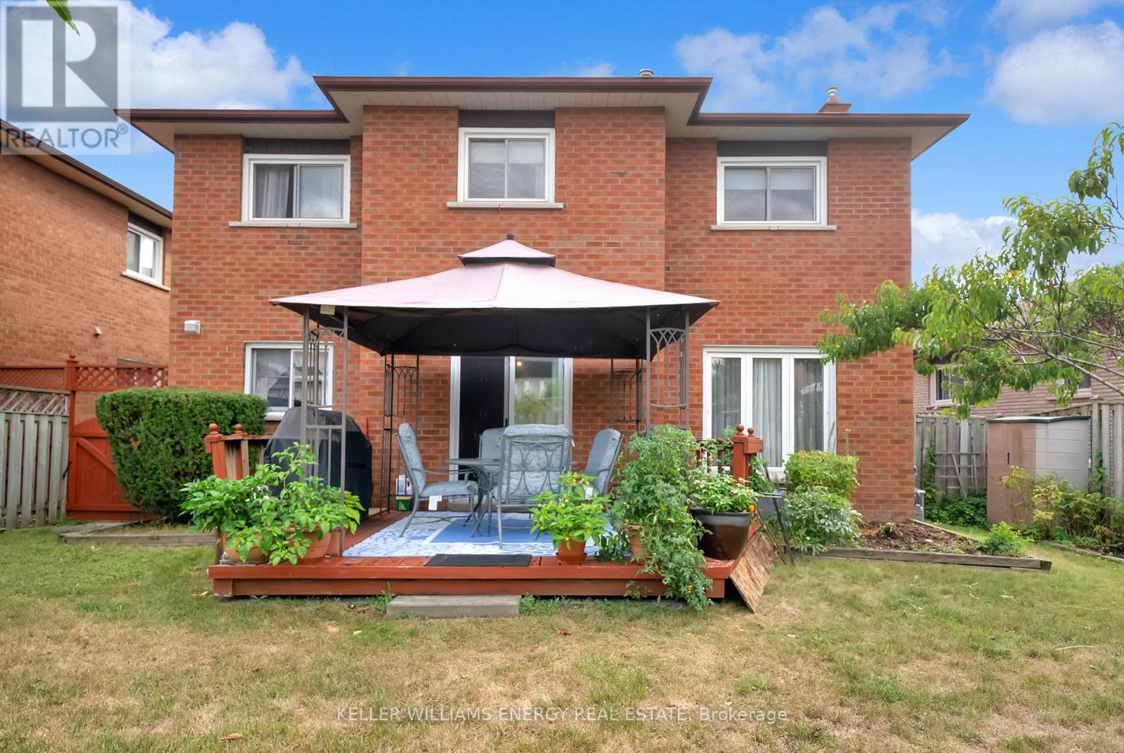 Photo 27 of 280 Thornton Road N, Oshawa ON
